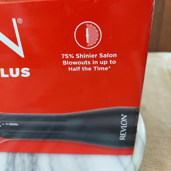 Revlon One-Step Volumizer PLUS - Picture 2 of 7